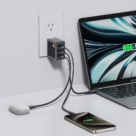 회색 65W USB-C GaN 충전기